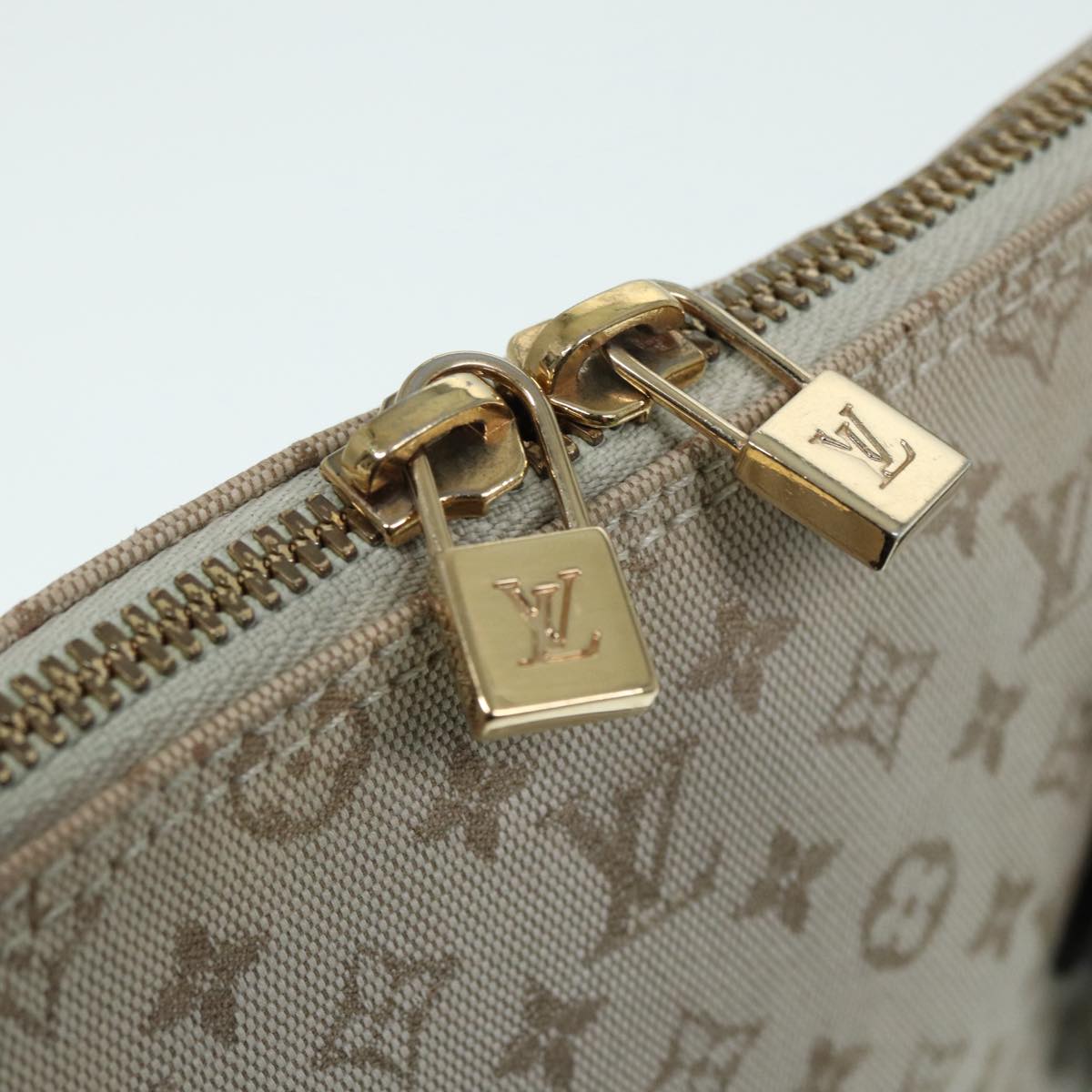 Louis Vuitton Alma long, Grey, Canvas, handbag