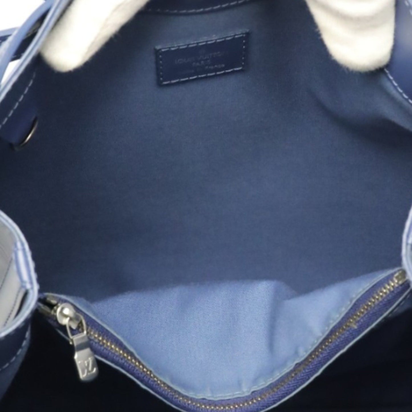 Louis Vuitton Mandala, Navy, Leather, shoulder