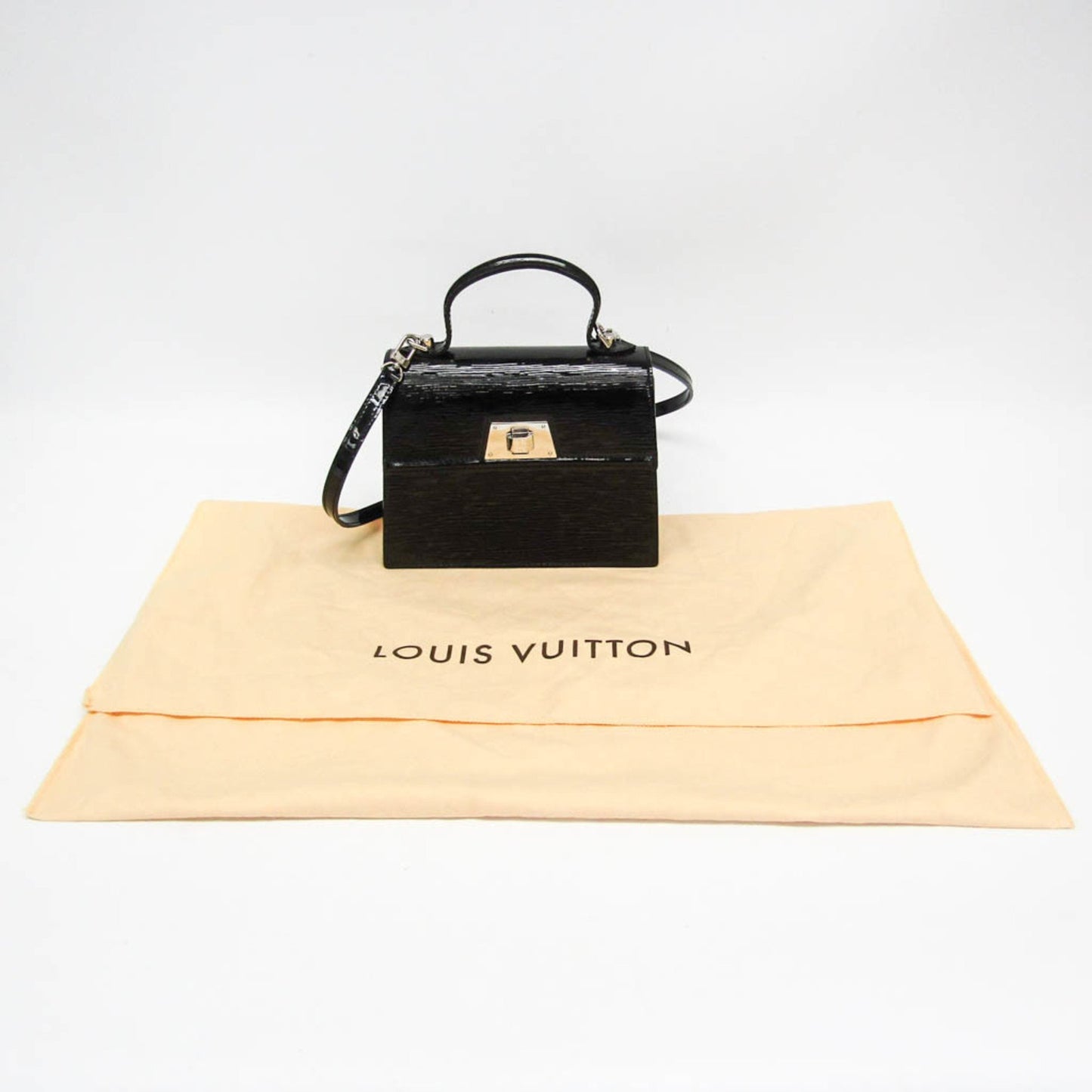 Louis Vuitton Sevigne, Black, Leather, shoulder