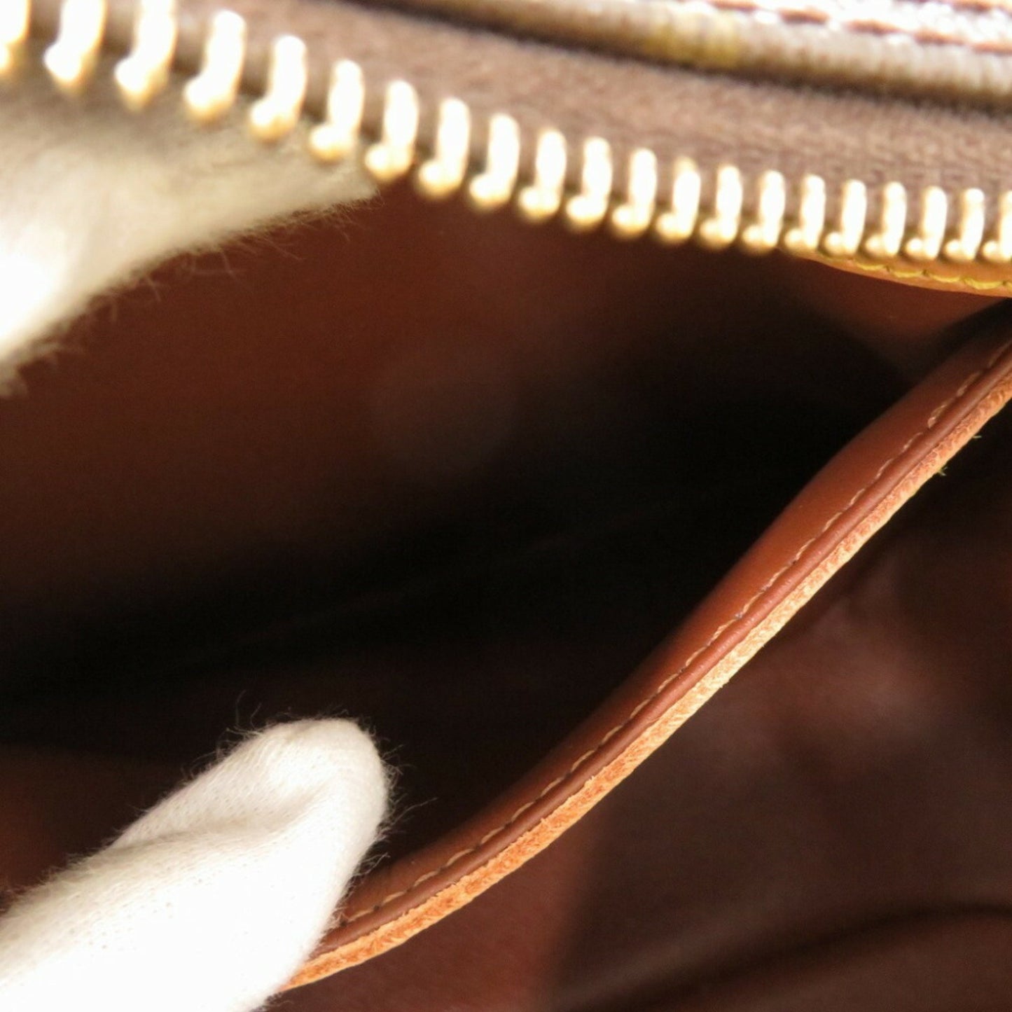 Louis Vuitton Blois, Brown, Canvas, shoulder