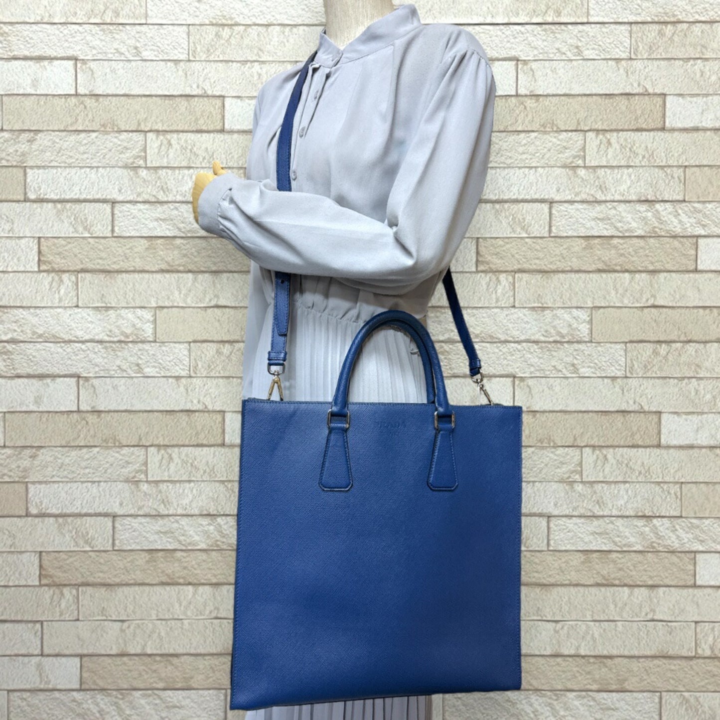 Prada, Blue, Leather, shoulder