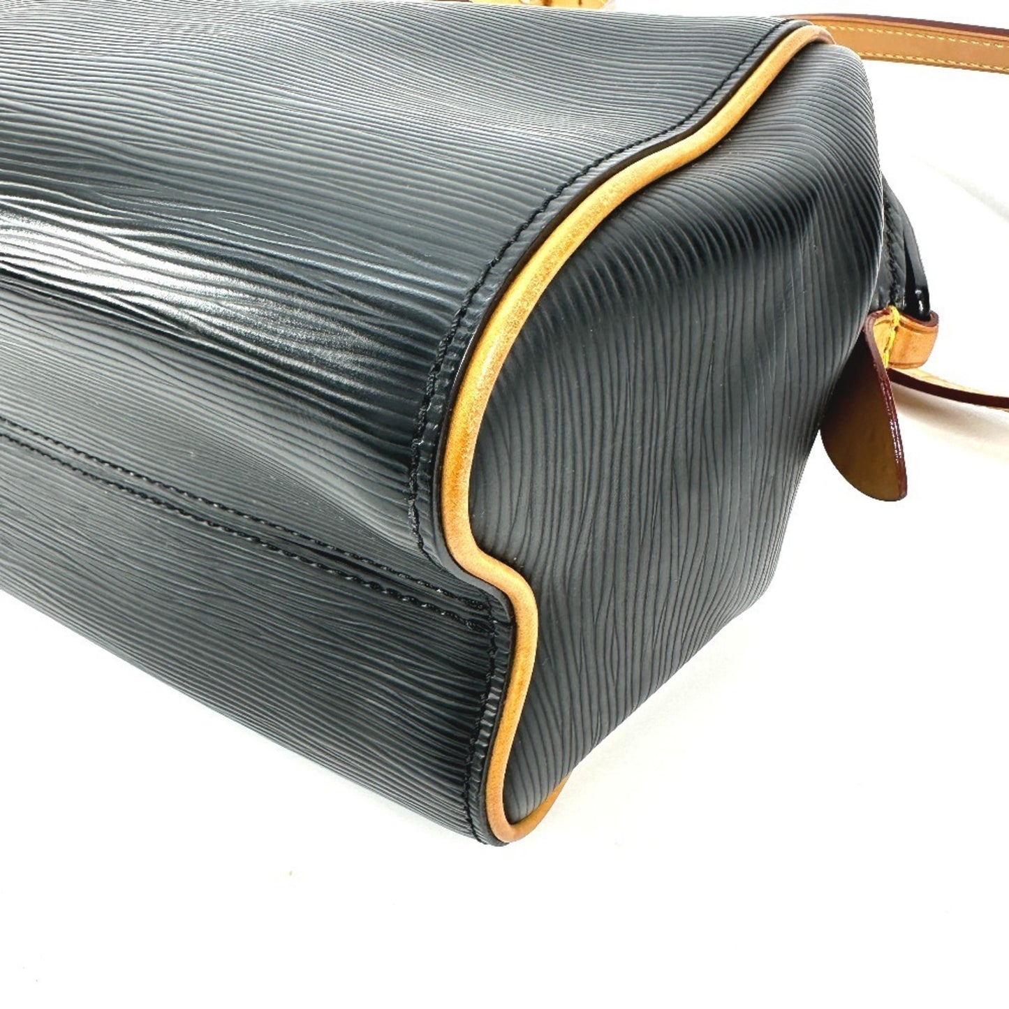 Louis Vuitton Doc BB, Black, Leather, handbag