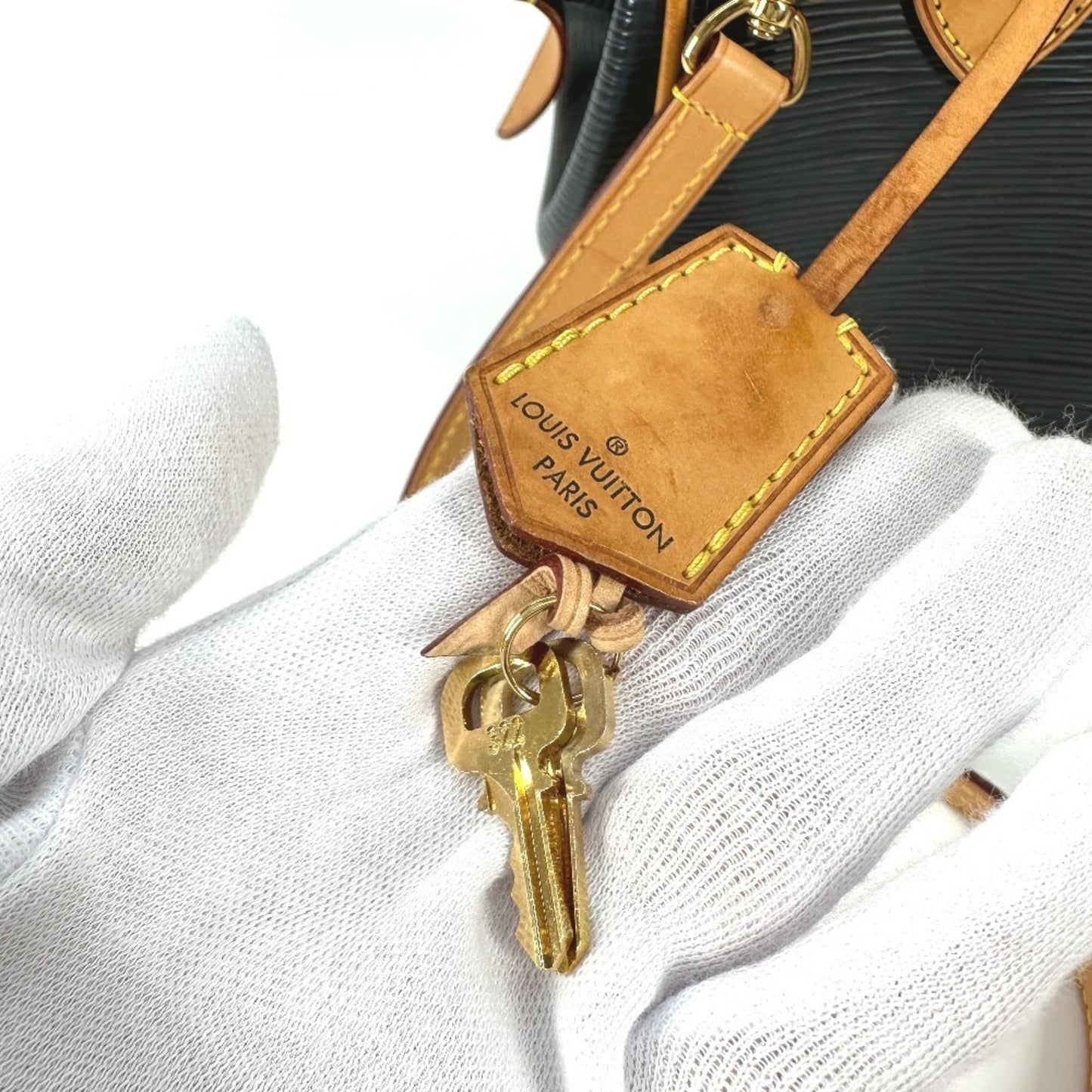 Louis Vuitton Doc BB, Black, Leather, handbag