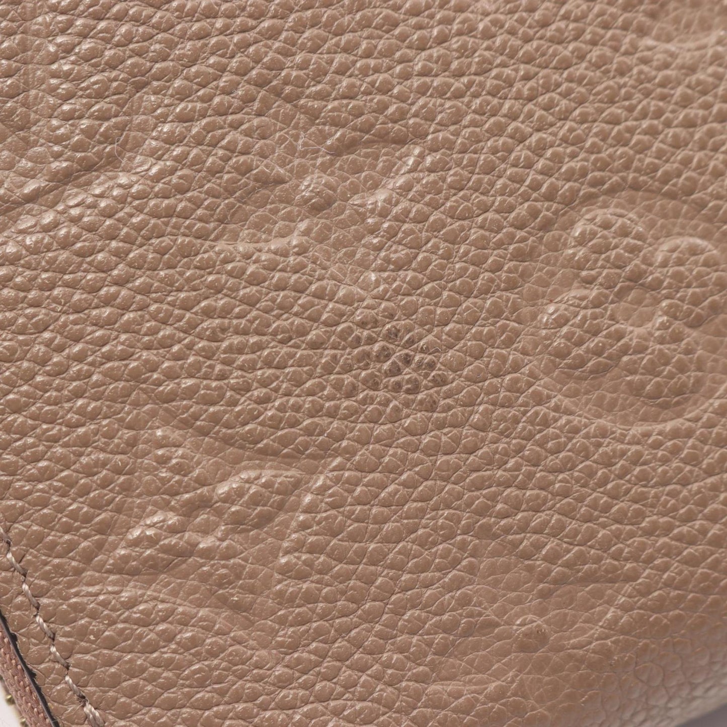 Louis Vuitton Zippy wallet, Beige, Leather, wallet