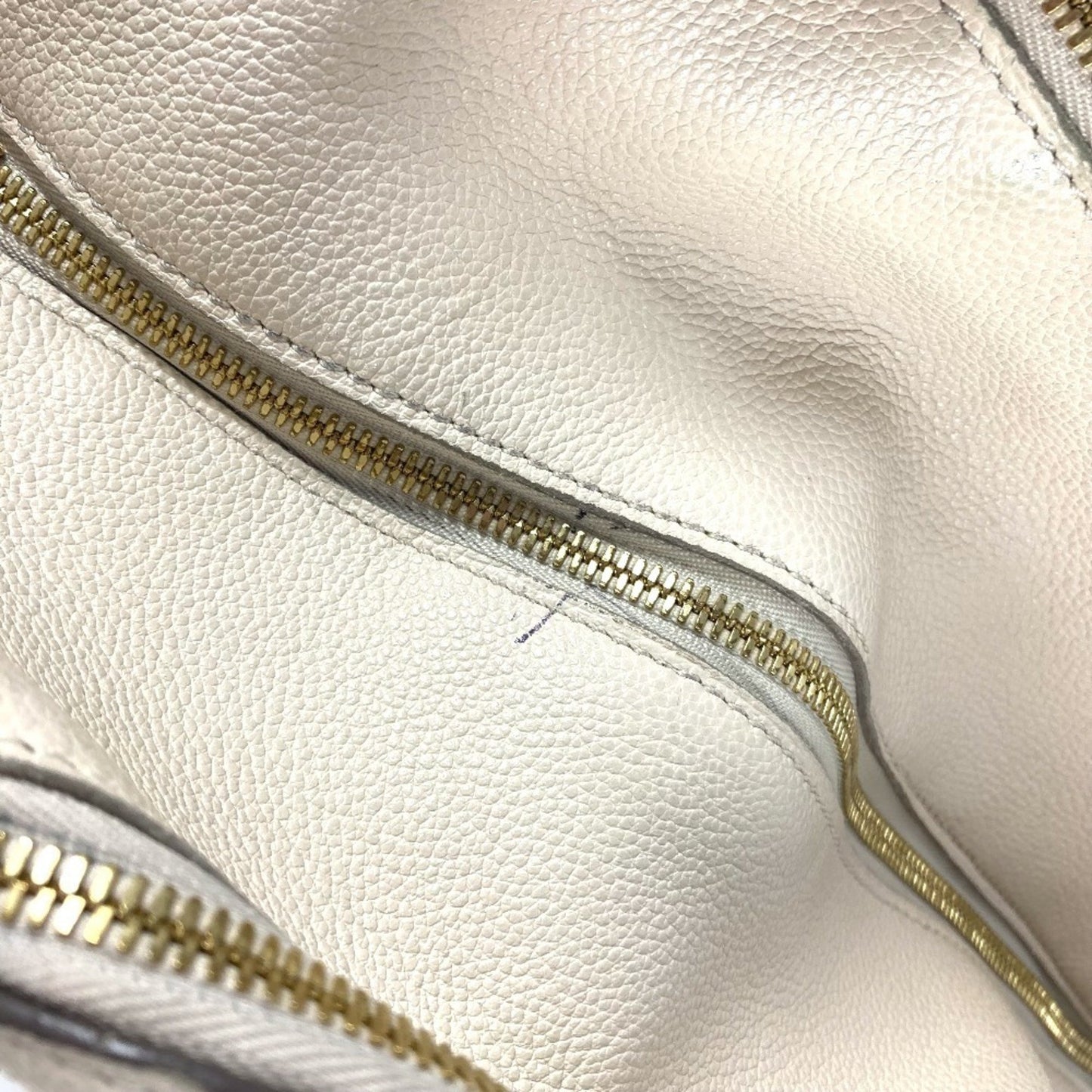 Louis Vuitton Marais, White, Leather, handbag