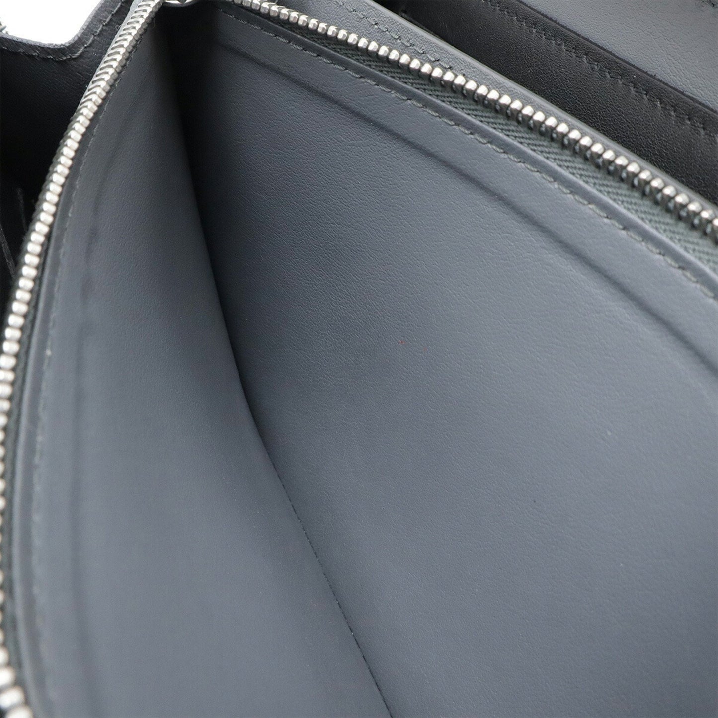 Louis Vuitton Zippy XL, Grey, Canvas, wallet