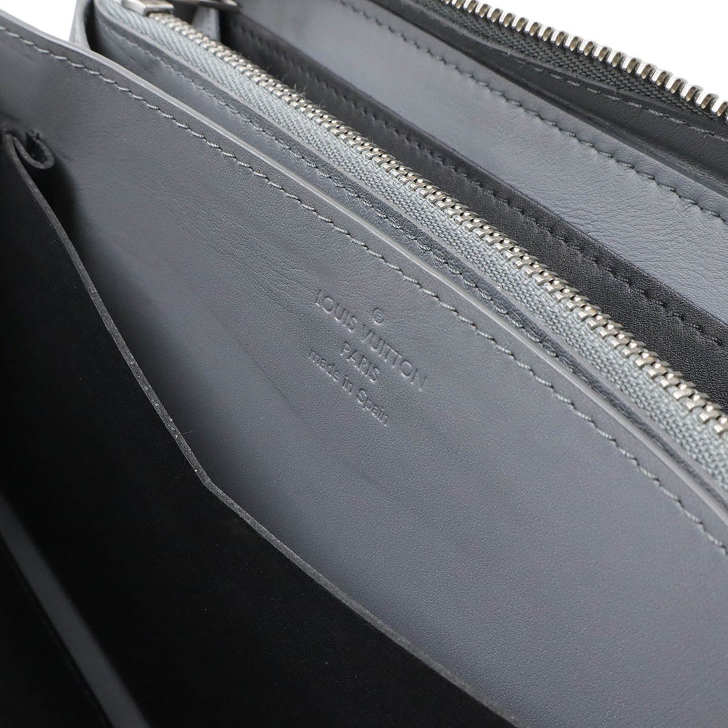 Louis Vuitton Zippy XL, Grey, Canvas, wallet