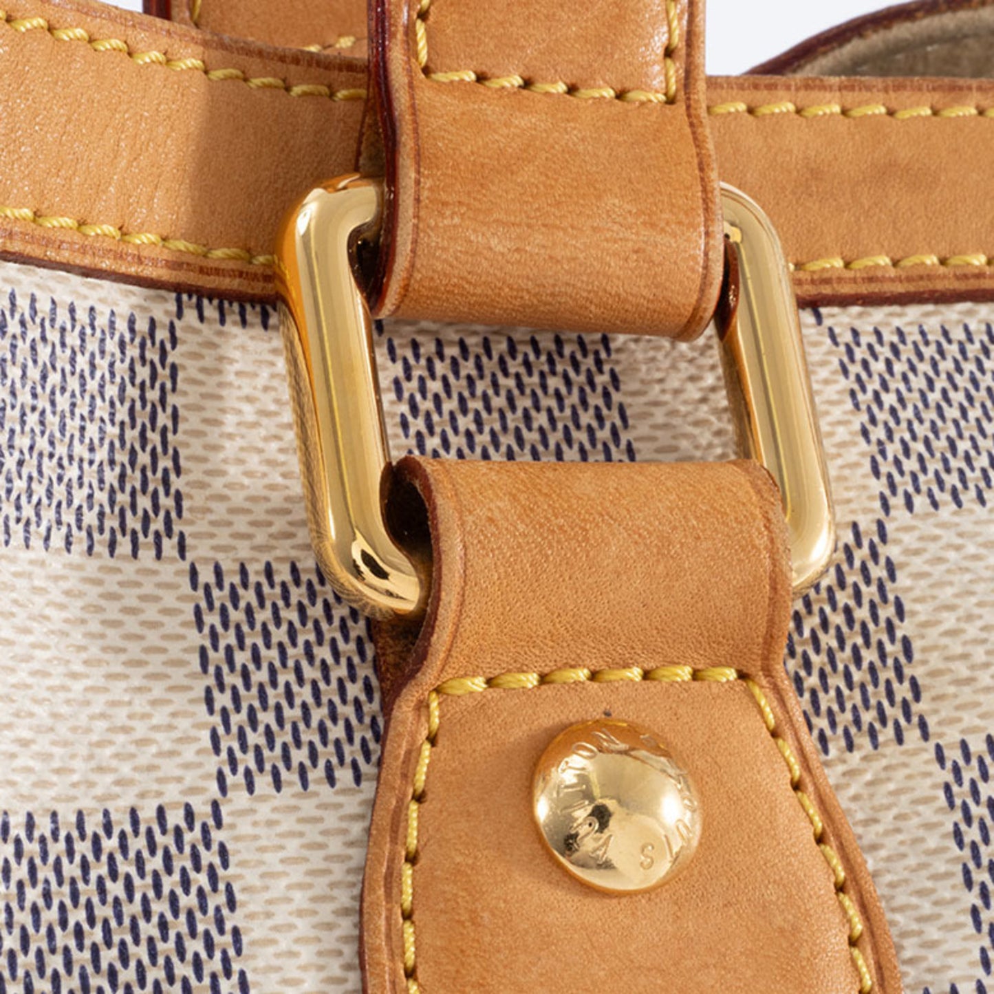 Louis Vuitton Hampstead, White, Canvas, handbag