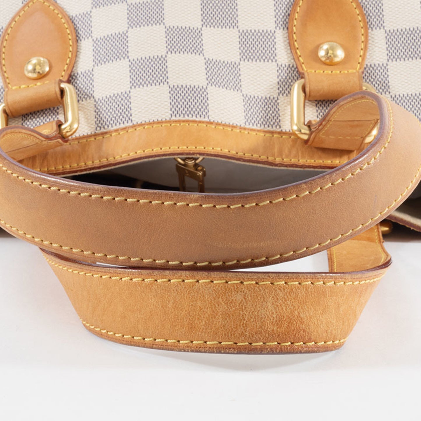Louis Vuitton Hampstead, White, Canvas, handbag