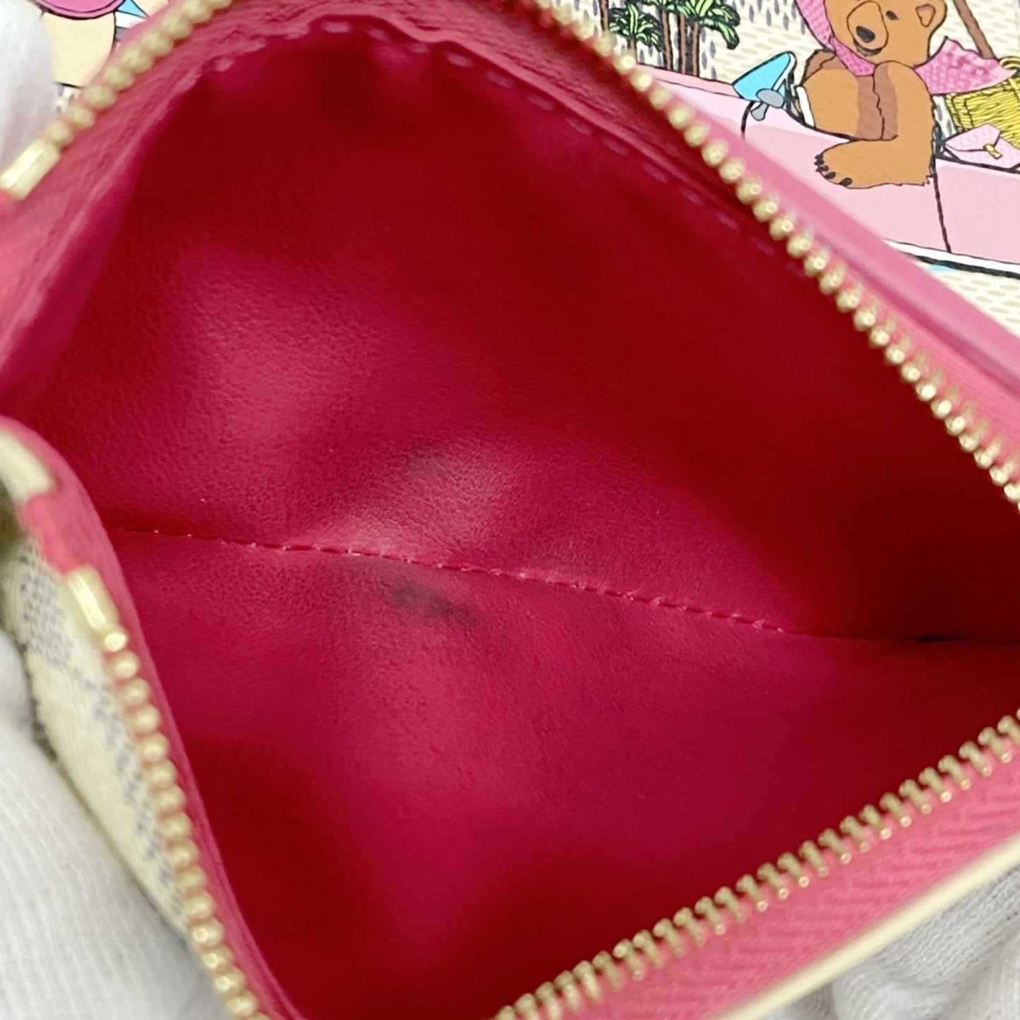 Louis Vuitton Victorine, White, Canvas, wallet
