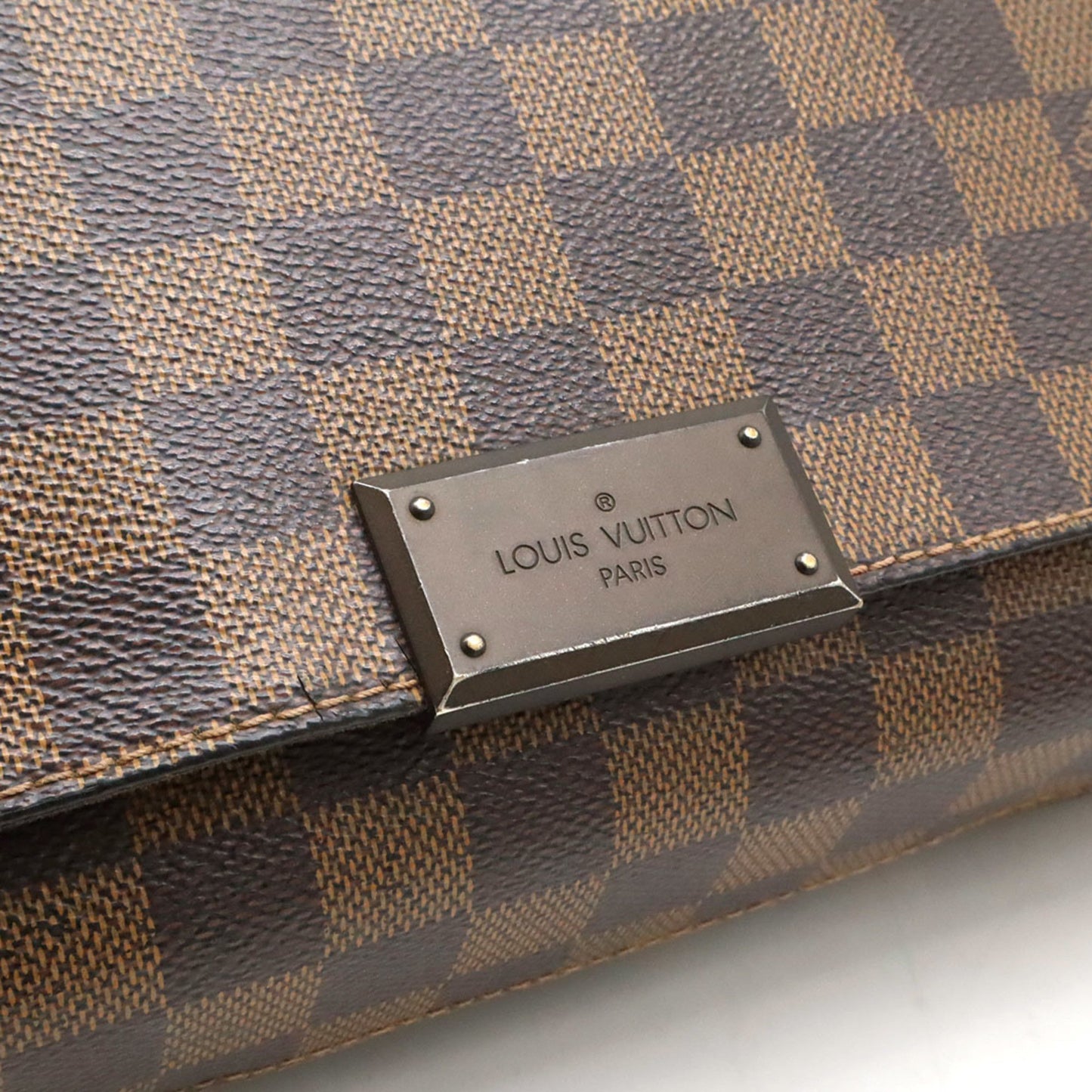 Louis Vuitton District, Brown, Canvas, shoulder