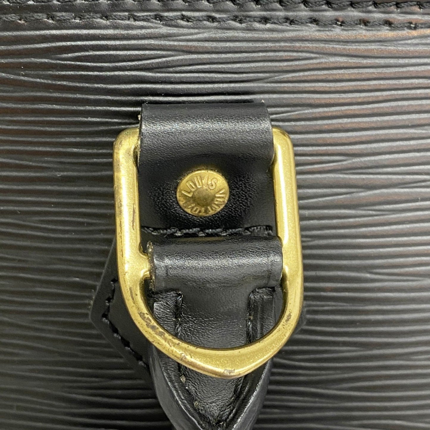 Louis Vuitton Alma, Black, Leather, handbag