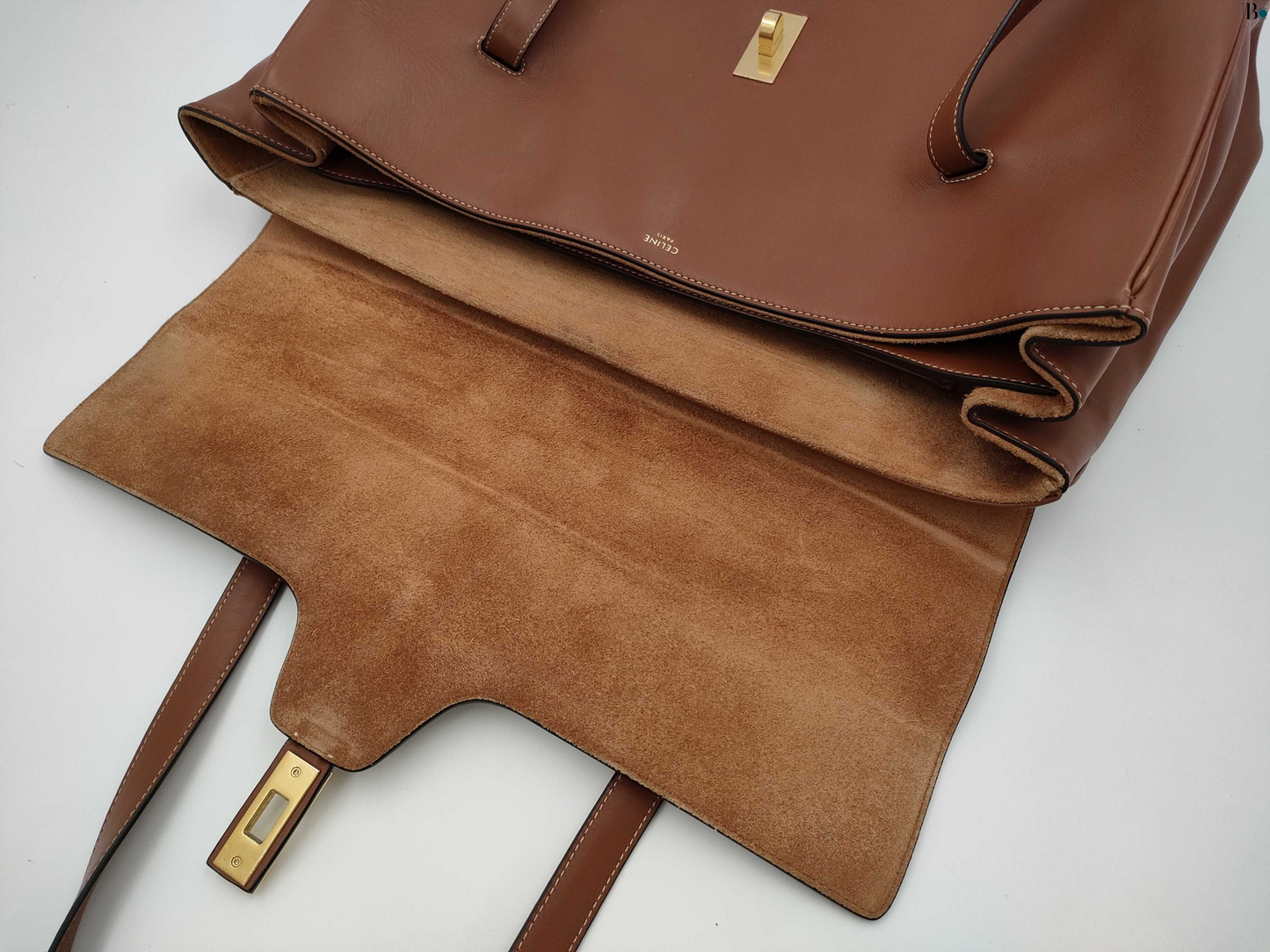 Céline 16 PM, Brown, Leather, handbag