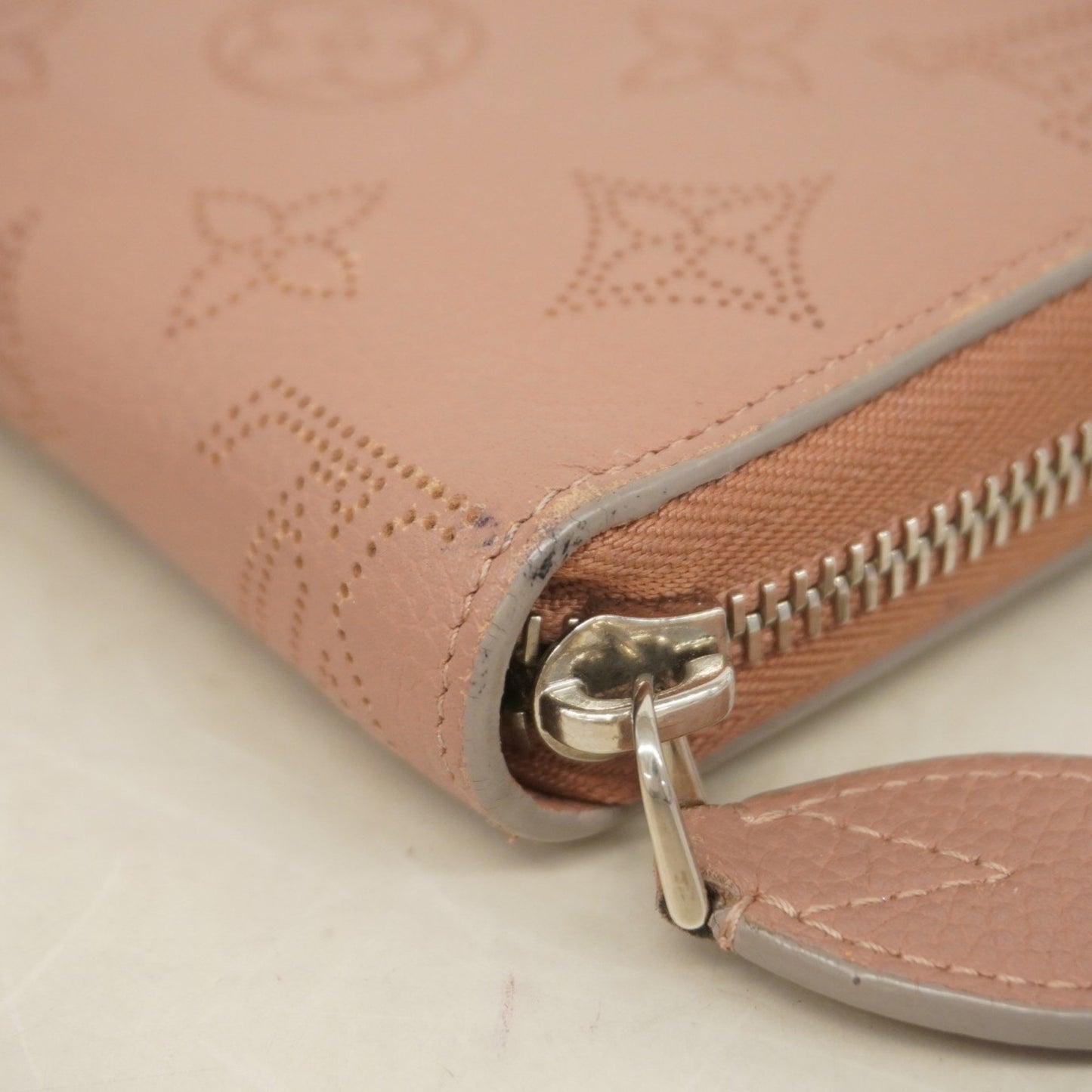Louis Vuitton Mahina, Pink, Leather, wallet