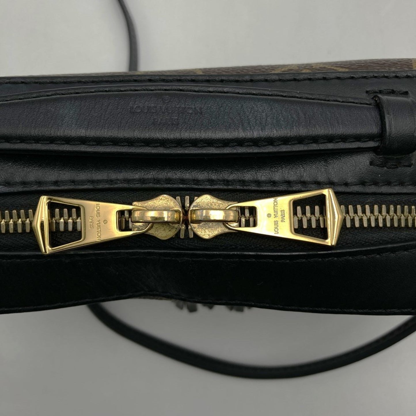 Louis Vuitton Saintonge, Brown, Canvas, shoulder