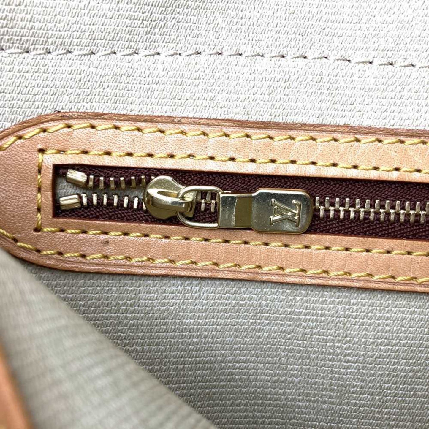 Louis Vuitton Messenger, Orange, Canvas, shoulder
