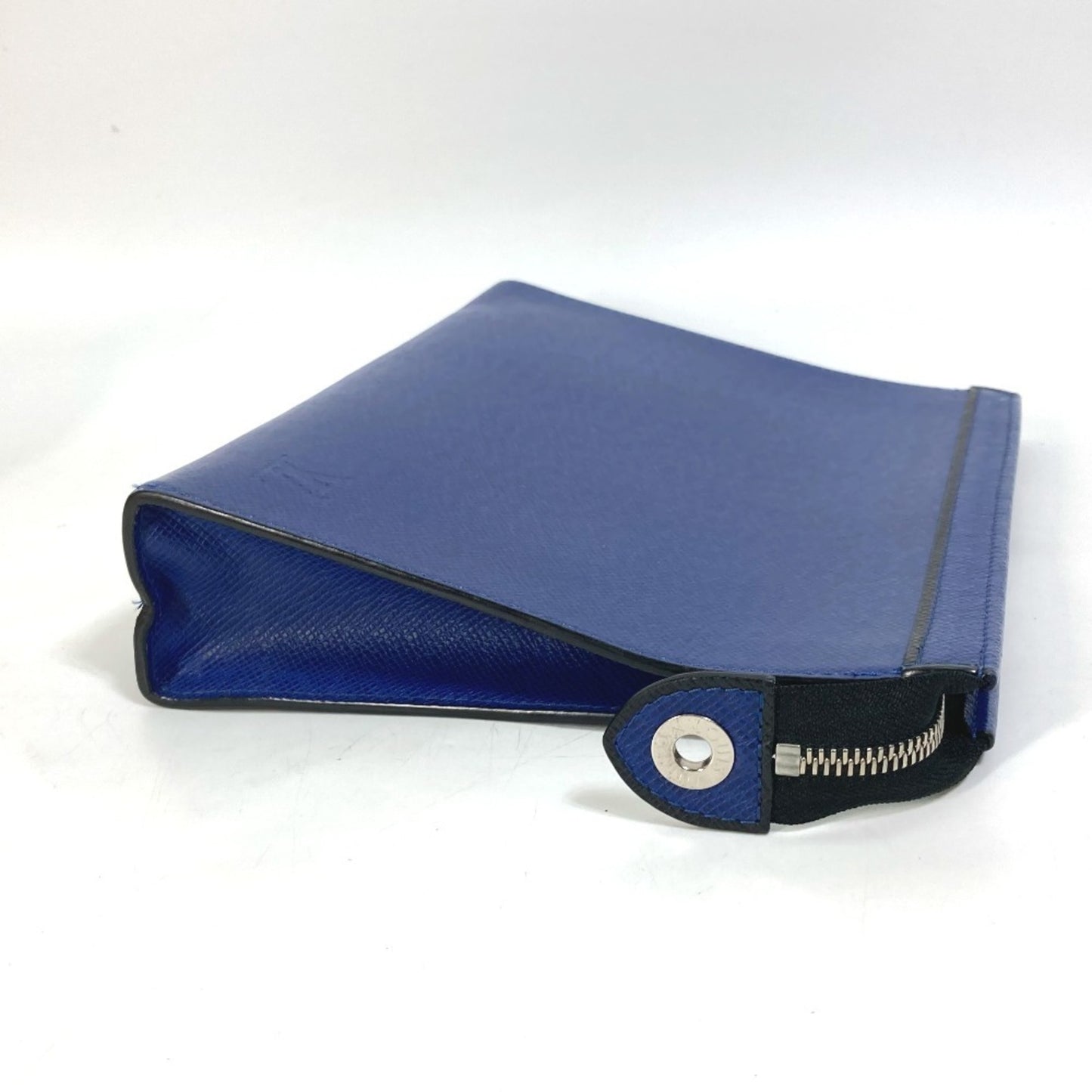 Louis Vuitton Pochette voyage, Blue, Leather, clutch
