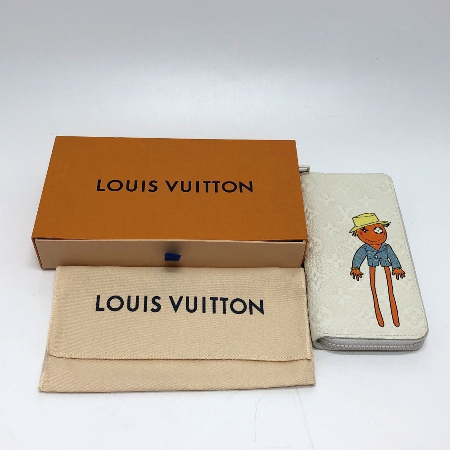 Louis Vuitton Zippy Wallet Vertical, White, Leather, wallet