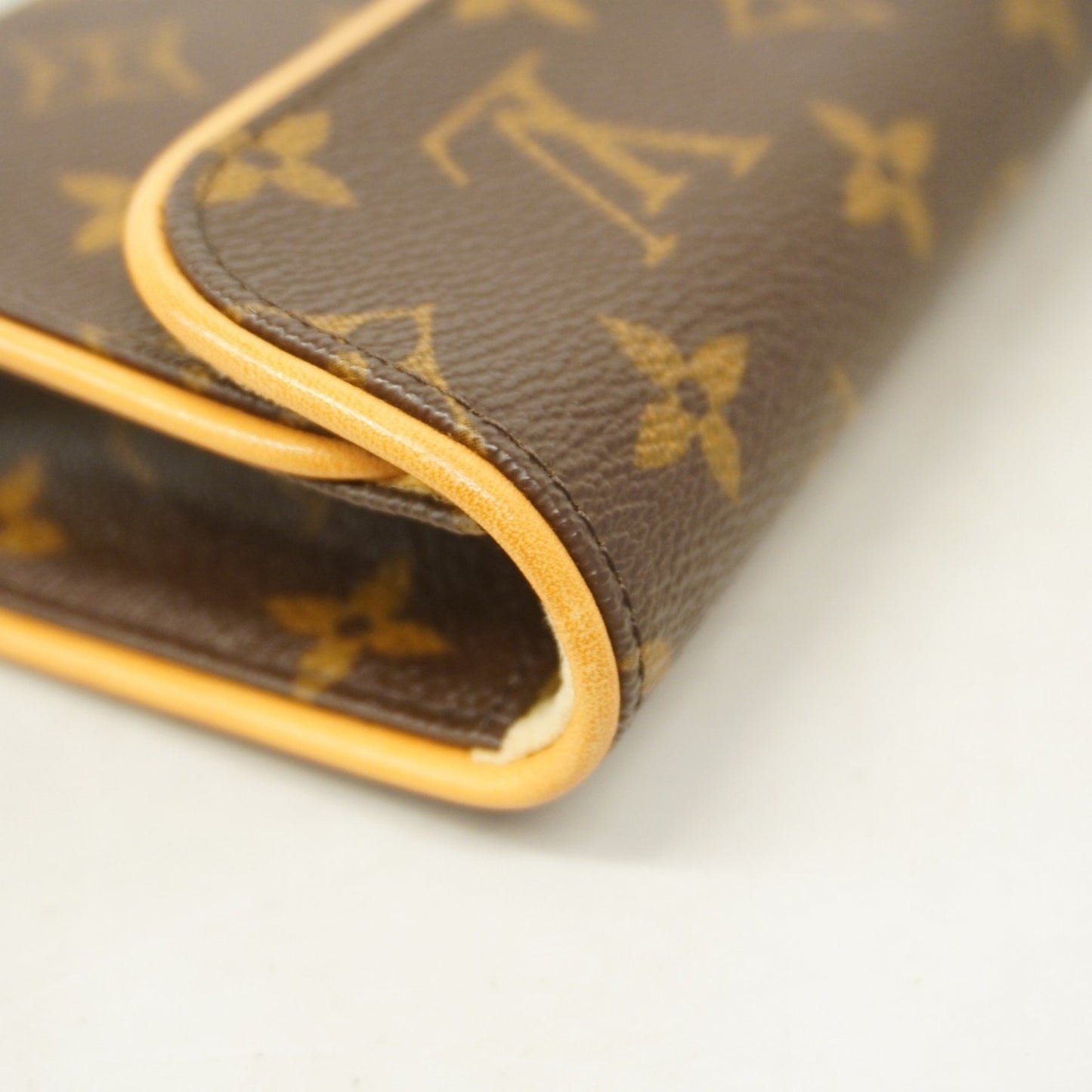 Louis Vuitton Felicie, Brown, Canvas, clutch