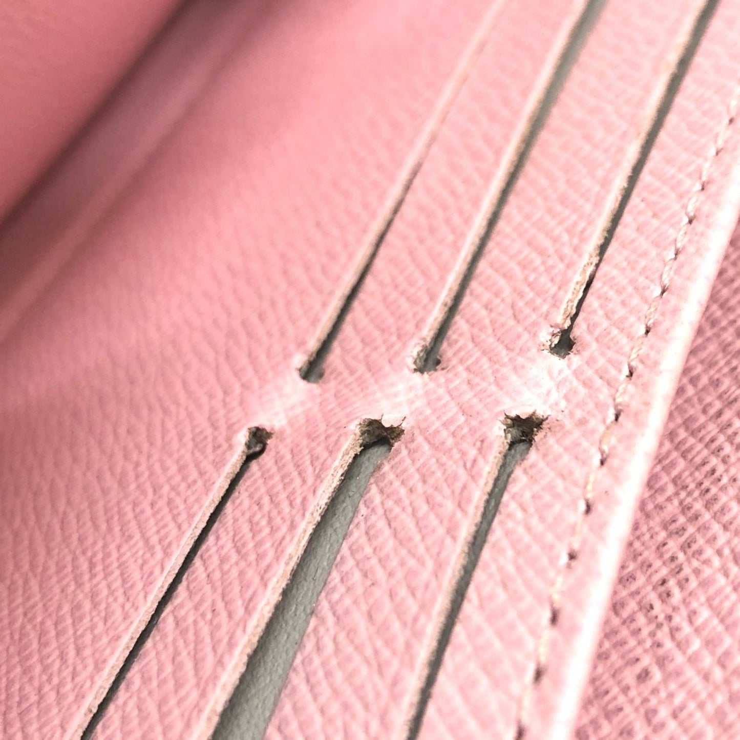 Louis Vuitton Zippy wallet, Pink, Canvas, wallet