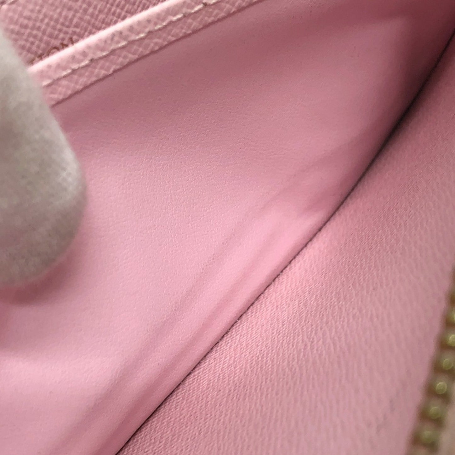 Louis Vuitton Zippy wallet, Pink, Canvas, wallet