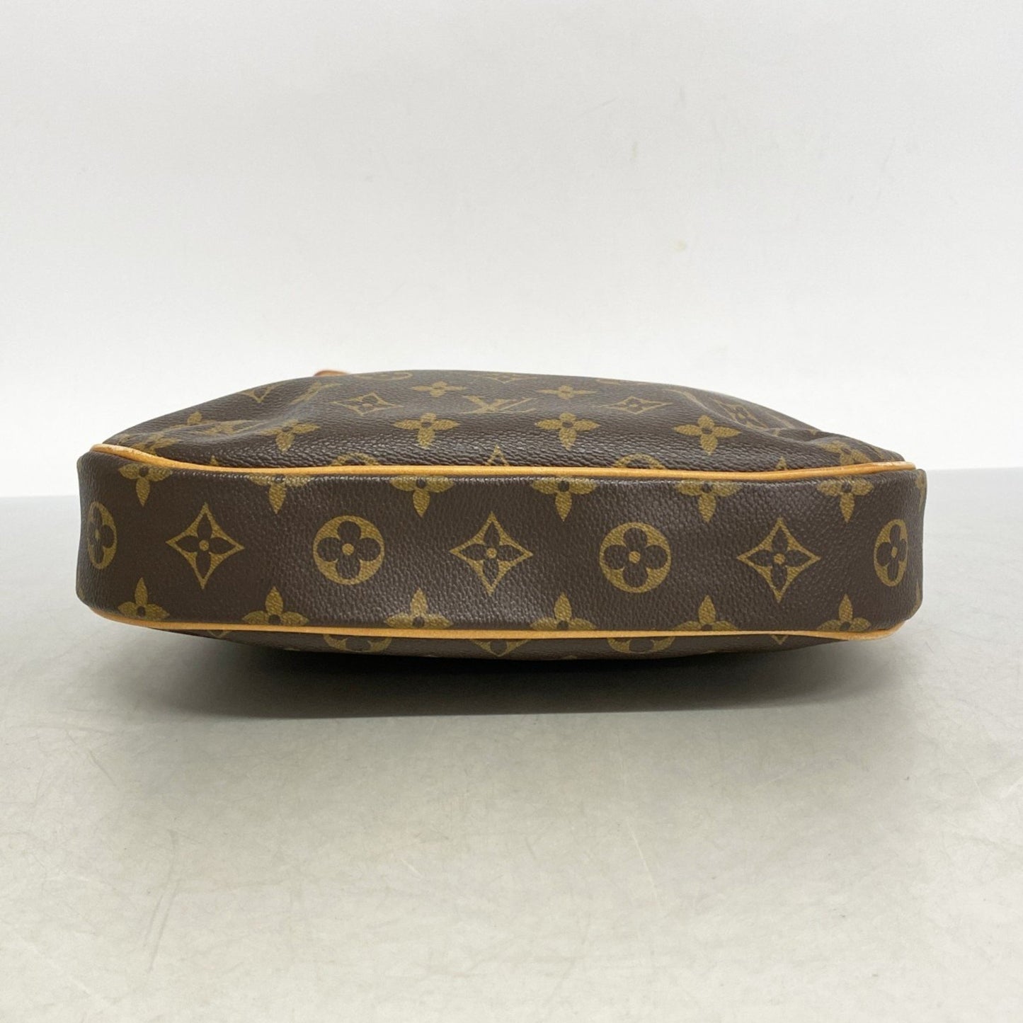 Louis Vuitton Odéon, Brown, Canvas, shoulder