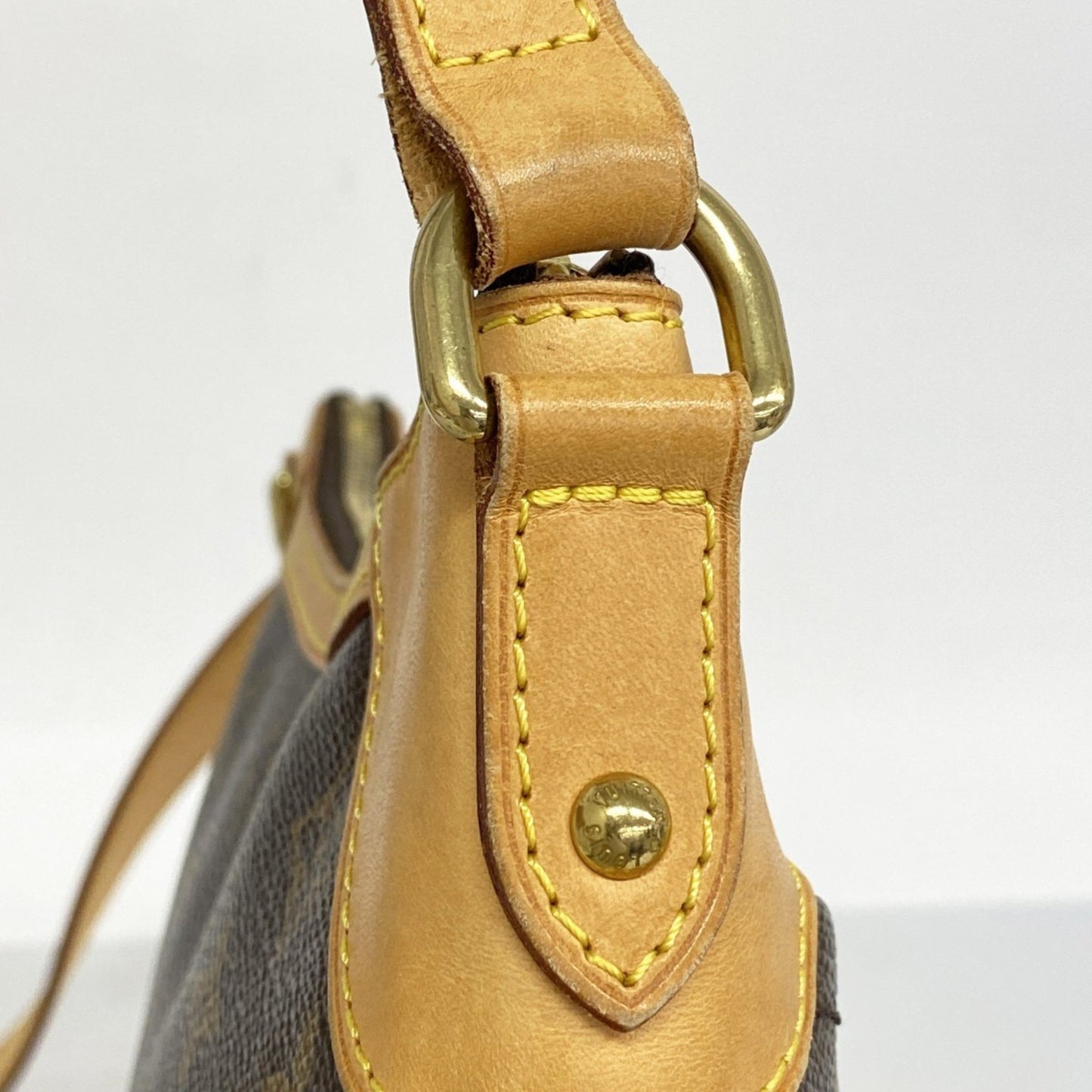 Louis Vuitton Odéon, Brown, Canvas, shoulder