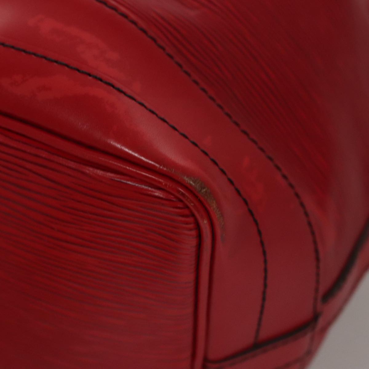 Louis Vuitton Noe, Red, Leather, shoulder