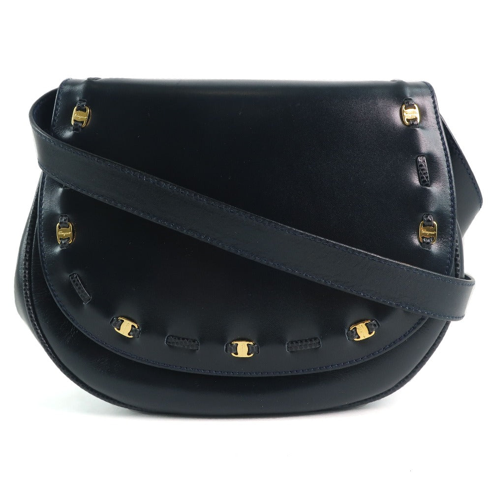 Salvatore Ferragamo Vara, Black, Leather, shoulder