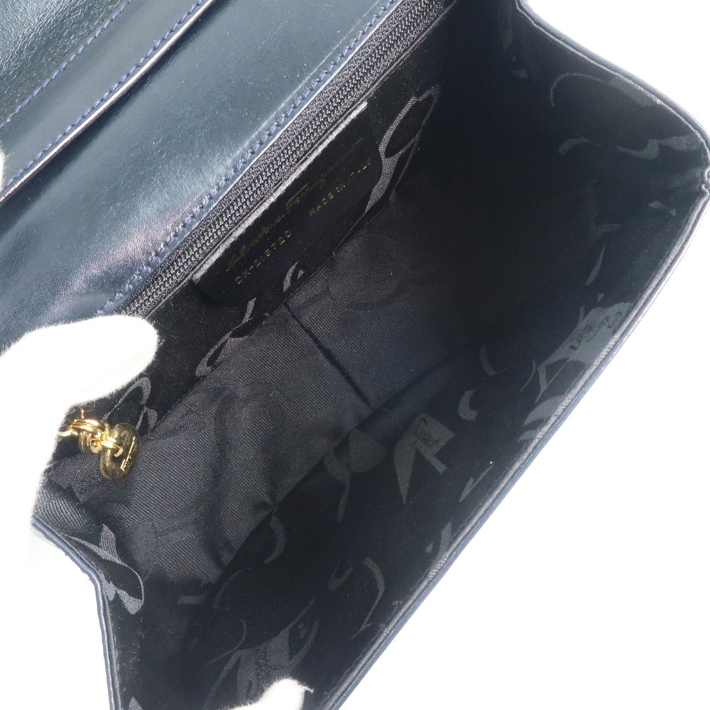 Salvatore Ferragamo Vara, Black, Leather, shoulder