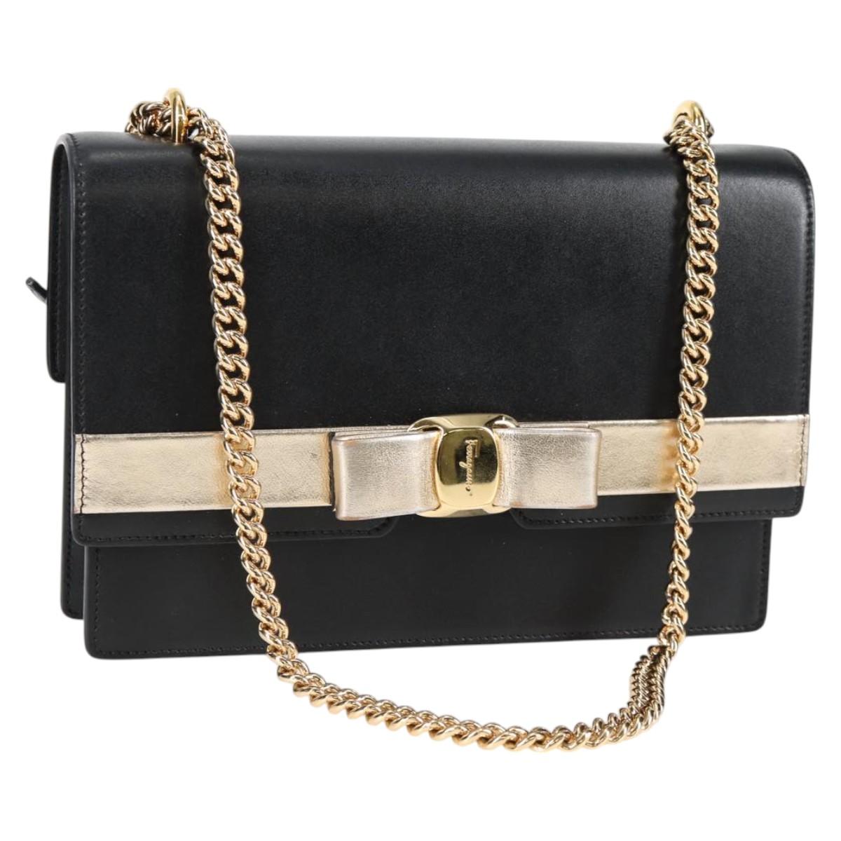 Salvatore Ferragamo Vara, Black, Leather, shoulder