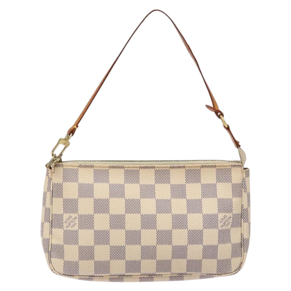 Louis Vuitton Pochette Accessoire, White, Canvas, clutch