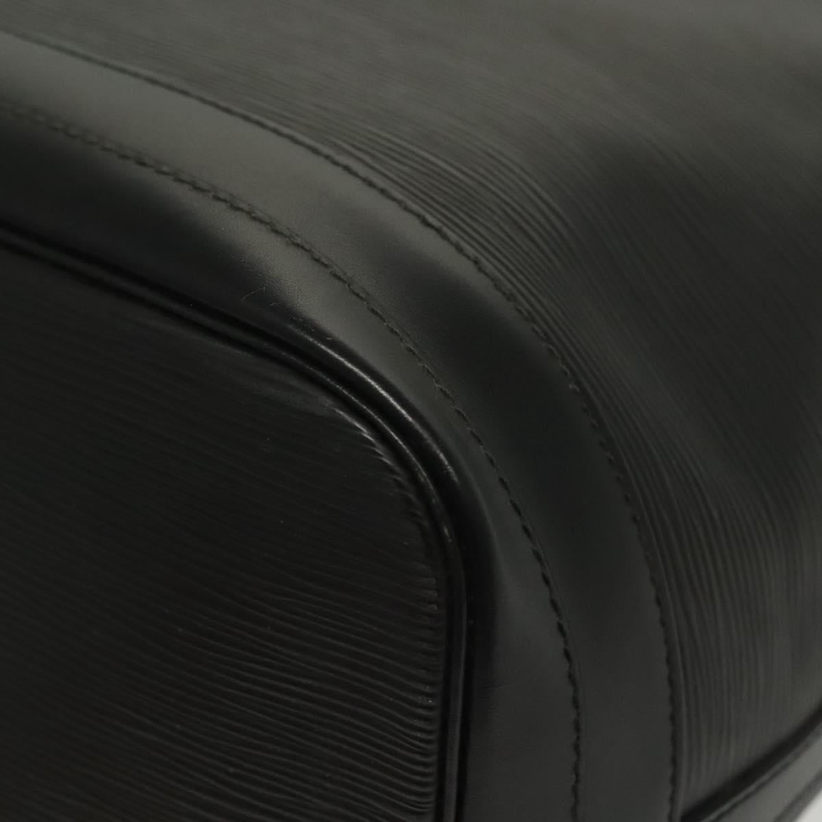 Louis Vuitton Noé, Black, Leather, shoulder