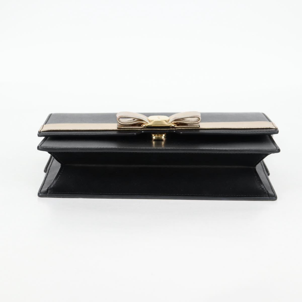 Salvatore Ferragamo Vara, Black, Leather, shoulder