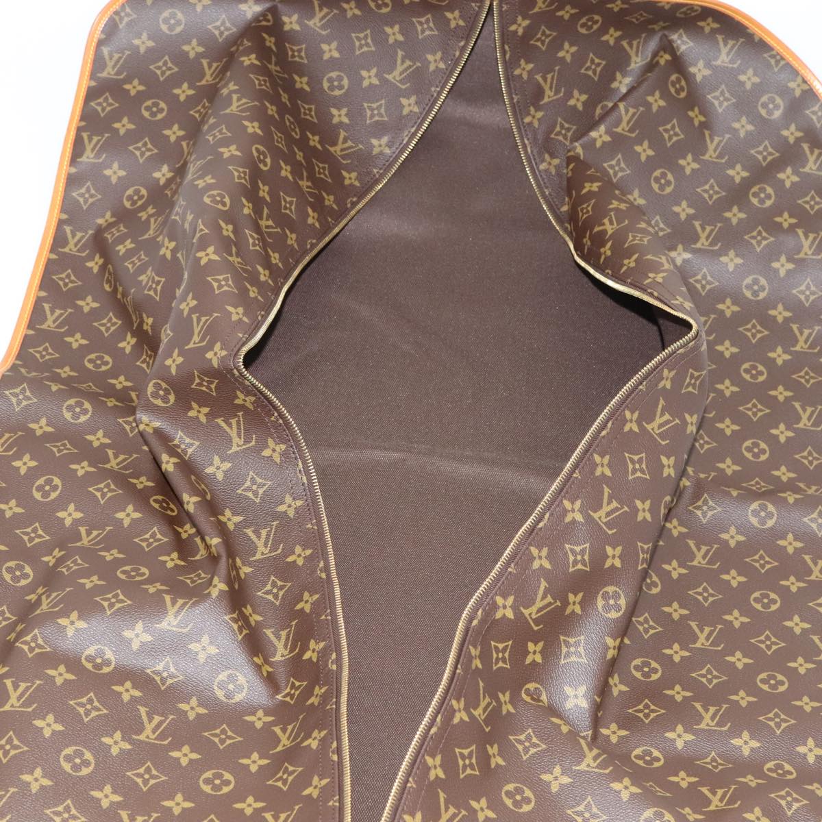Louis Vuitton Garment, Brown, Canvas, travel