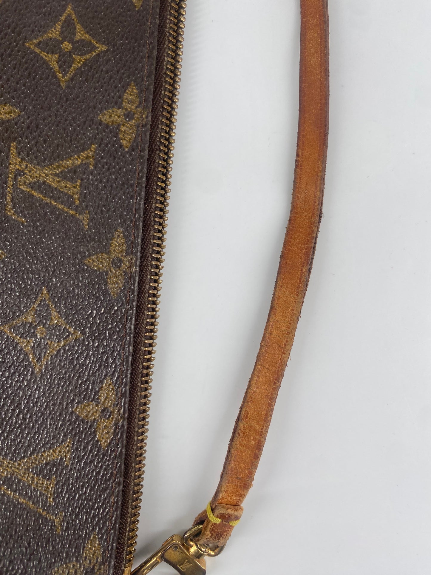 Louis Vuitton Pochette Accessoires Monogram Canvas, BROWN, CANVAS, Clutche & pouche