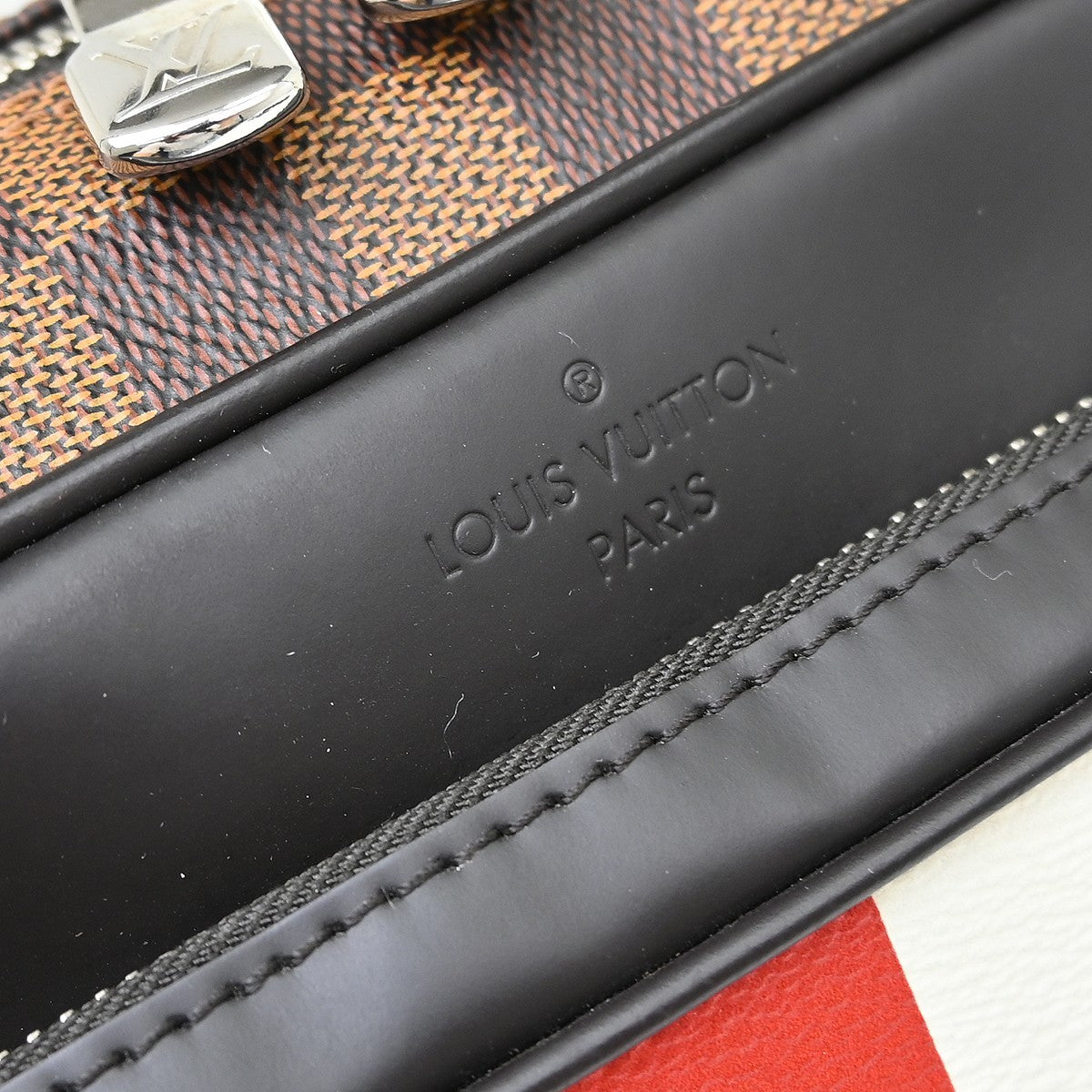Louis Vuitton Nil Messenger Limited Edition Chapman Savane Damier, Brown, Canvas, Handbag
