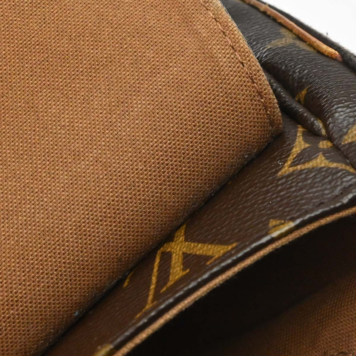 Louis Vuitton Beaubourg Messenger Monogram Canvas, Brown, Canvas, Handbag