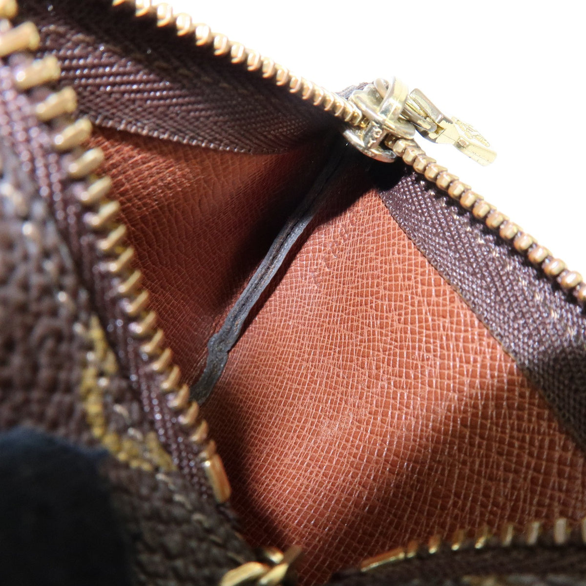 Louis Vuitton Key Monogram Canvas, Brown, Canvas, Clutch