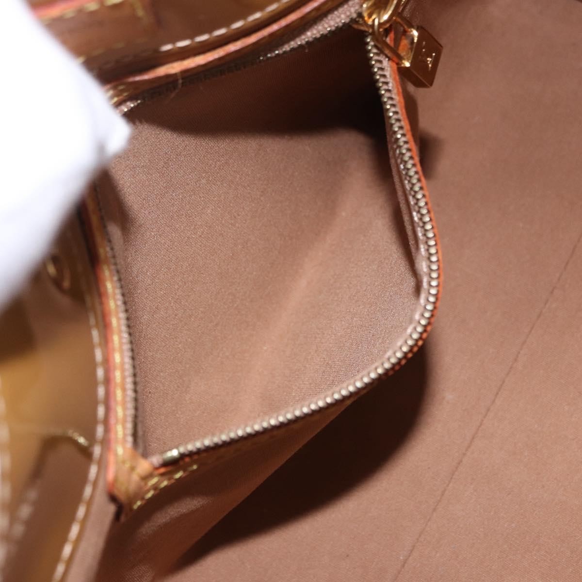 Louis Vuitton Reade Monogram Vernis, Beige, Patent Leather, Handbag