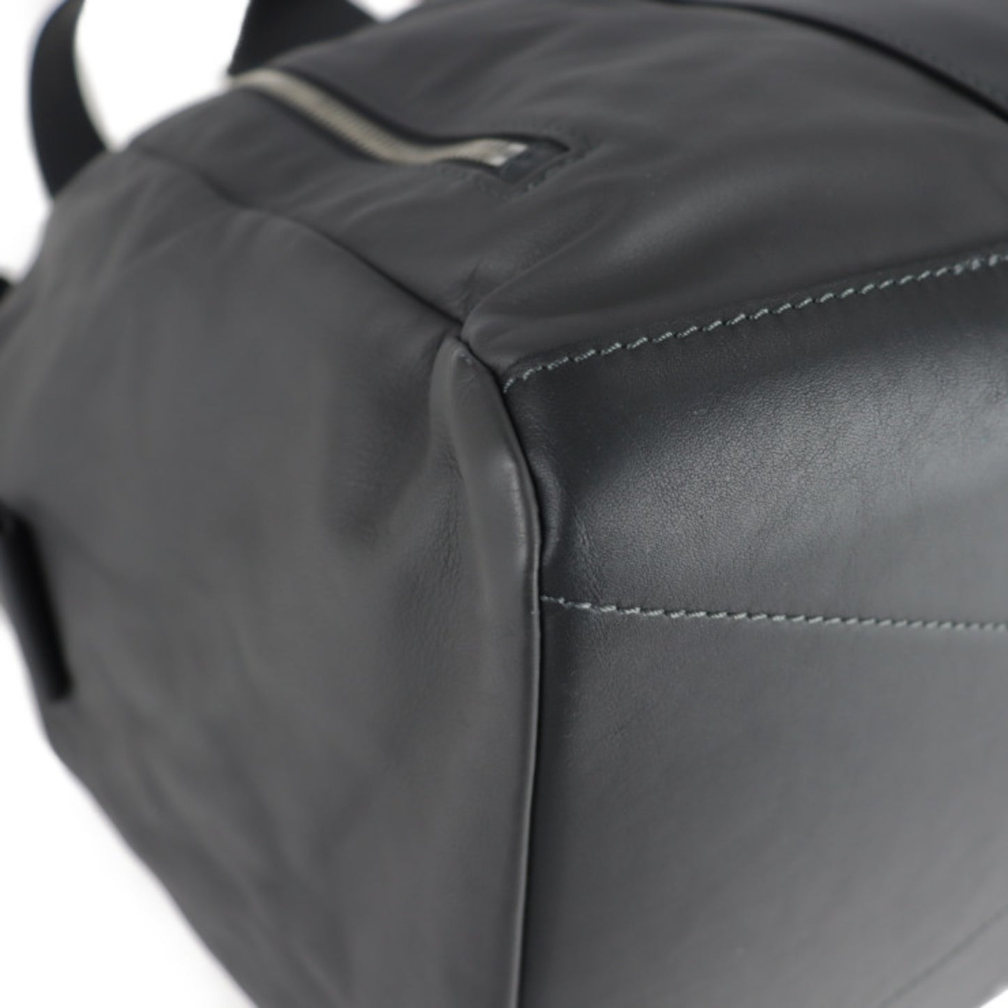 Louis Vuitton Boston, Grey, Leather, travel