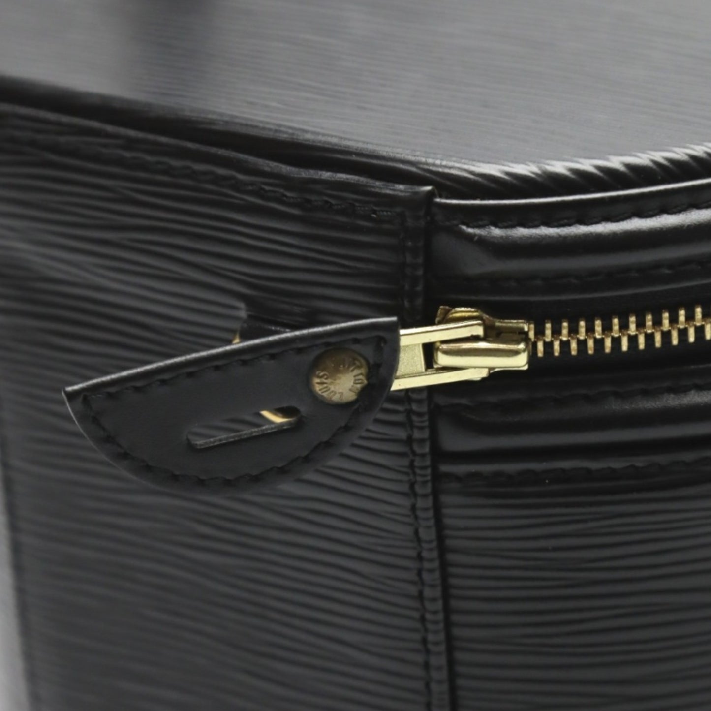 Louis Vuitton Cannes, Black, Leather, handbag