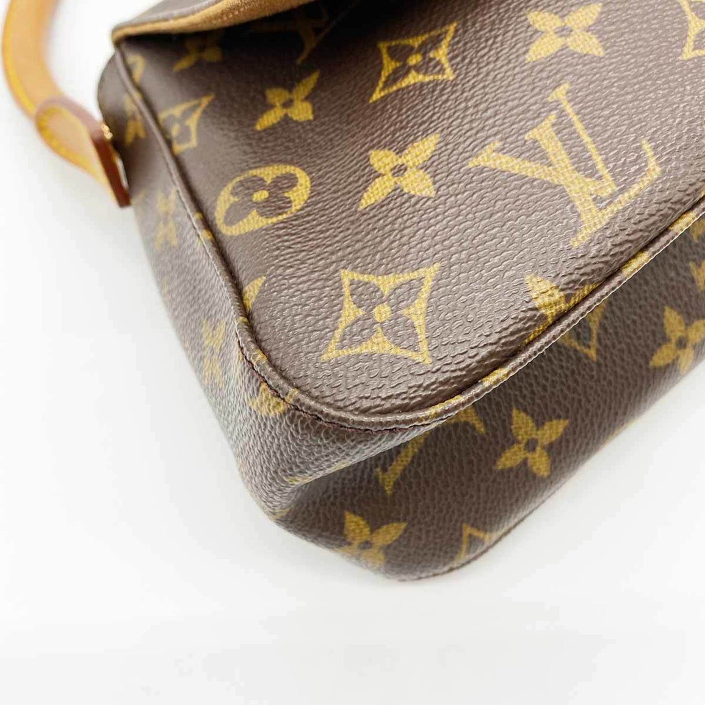 Louis Vuitton Mini looping, Brown, Canvas, shoulder