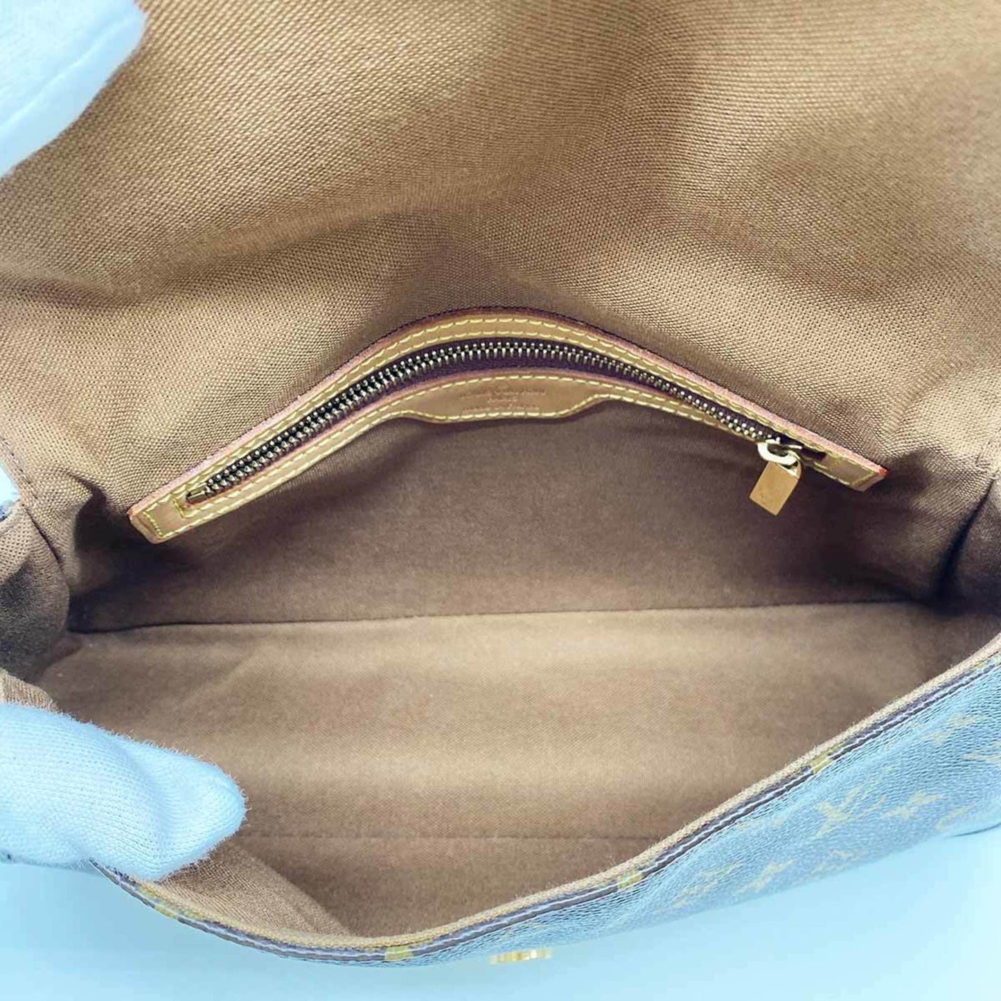 Louis Vuitton Mini looping, Brown, Canvas, shoulder