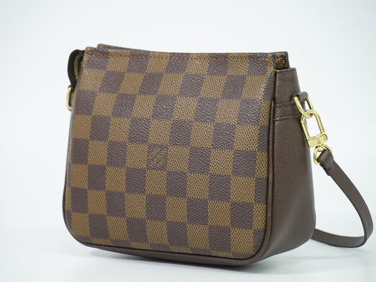 Louis Vuitton Trousse Make Up Damier, Brown, Canvas, Clutch