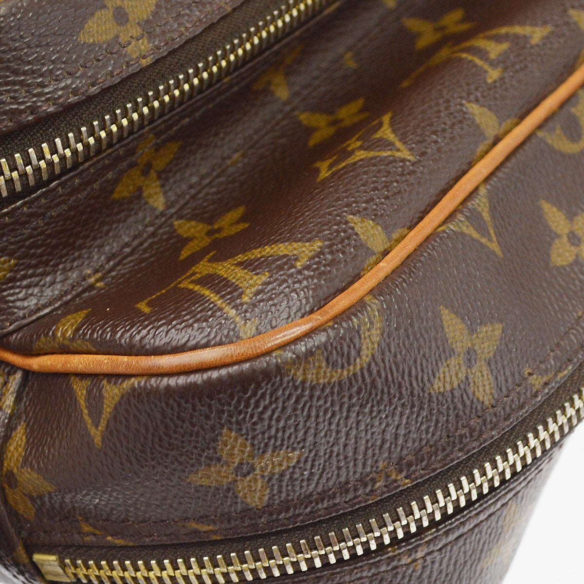 Louis Vuitton Nil Shoulder Bag Monogram Canvas, Brown, Canvas, Shoulder Bag