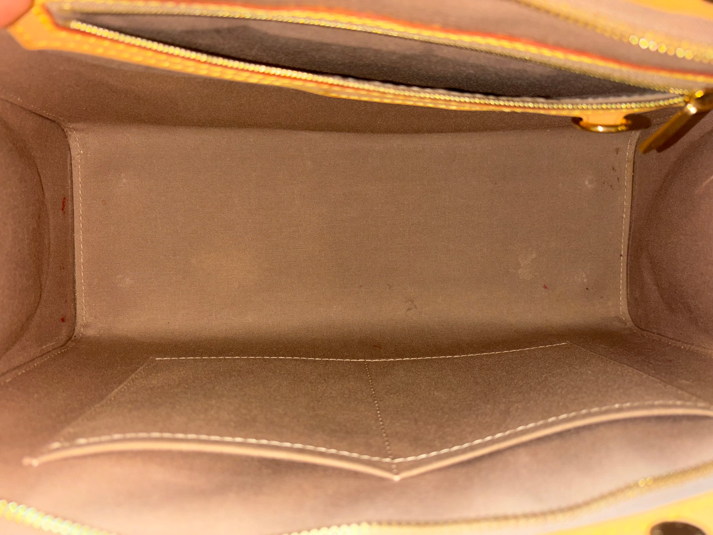 Louis Vuitton Brea Handbag Monogram Vernis, Green, Patent Leather, Handbag