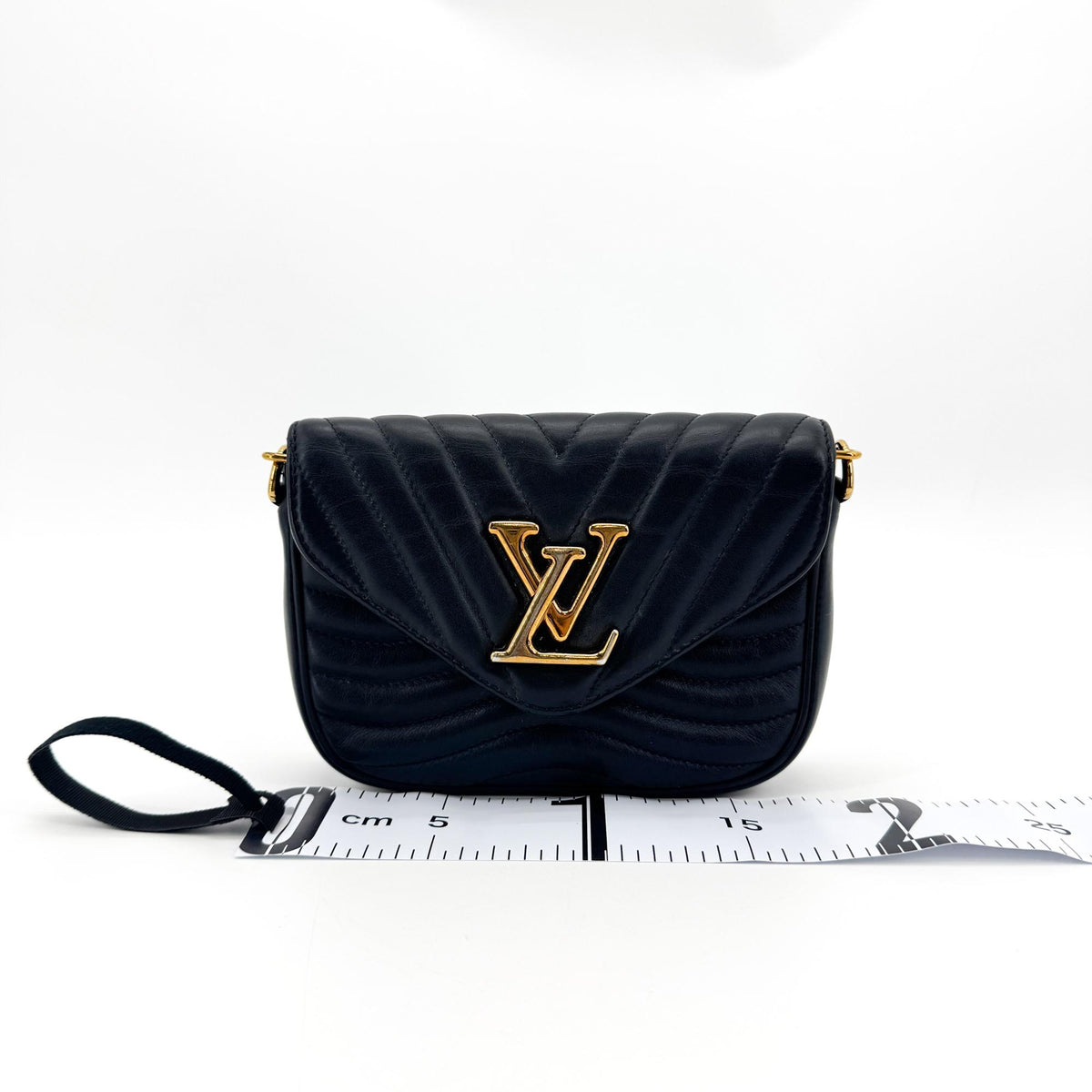Louis Vuitton New Wave Multi Pochette Quilted Leather, Black, Leather, Clutch