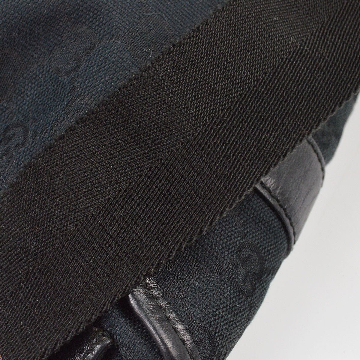 Gucci Waist Belt Bag (Outlet) - Brandsamsara