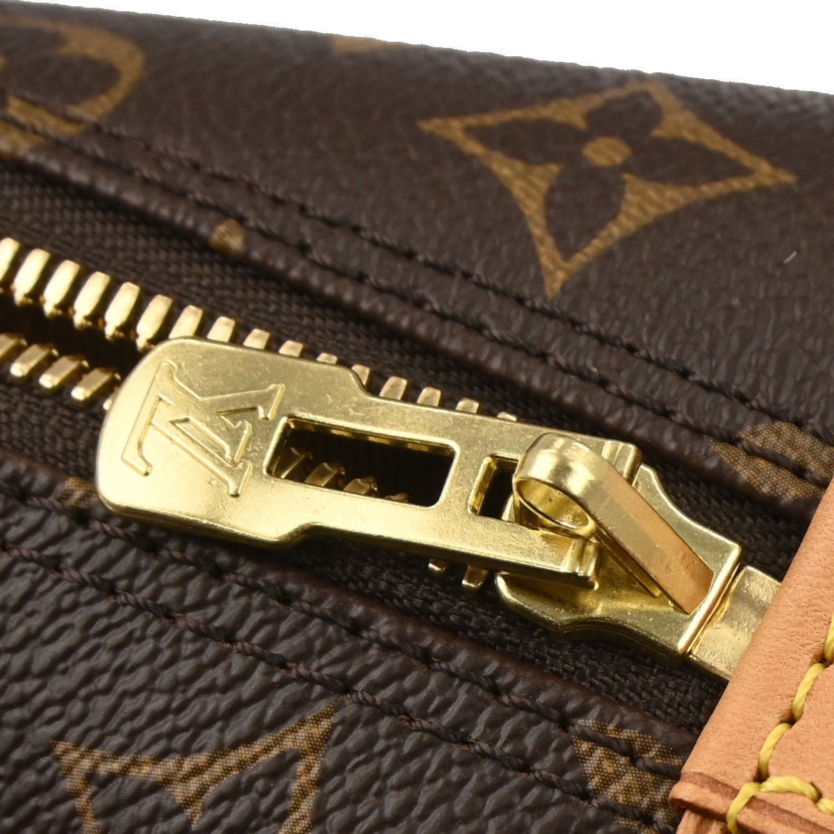 Louis Vuitton Alma Handbag - Brandsamsara